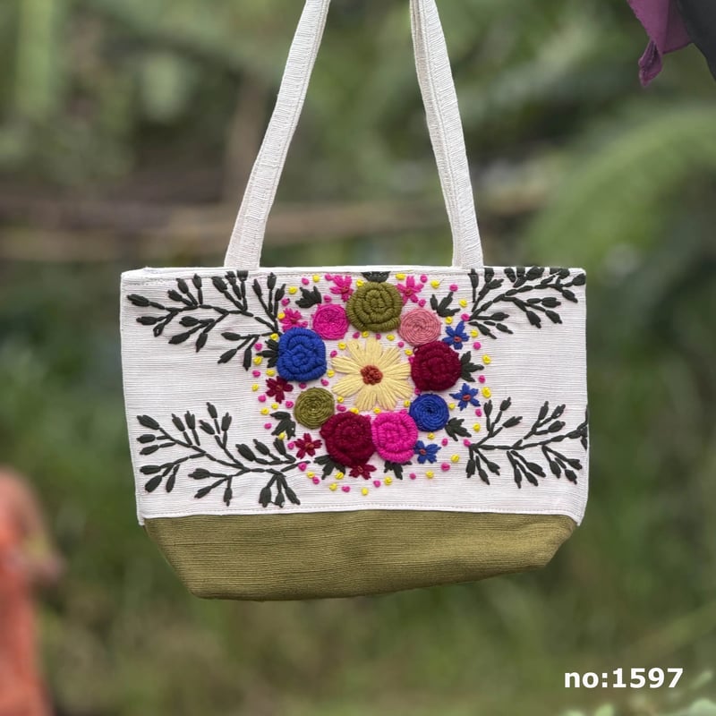 Embroidered Floral Canvas Tote Bag – Spacious Boho College Shoulder Bag